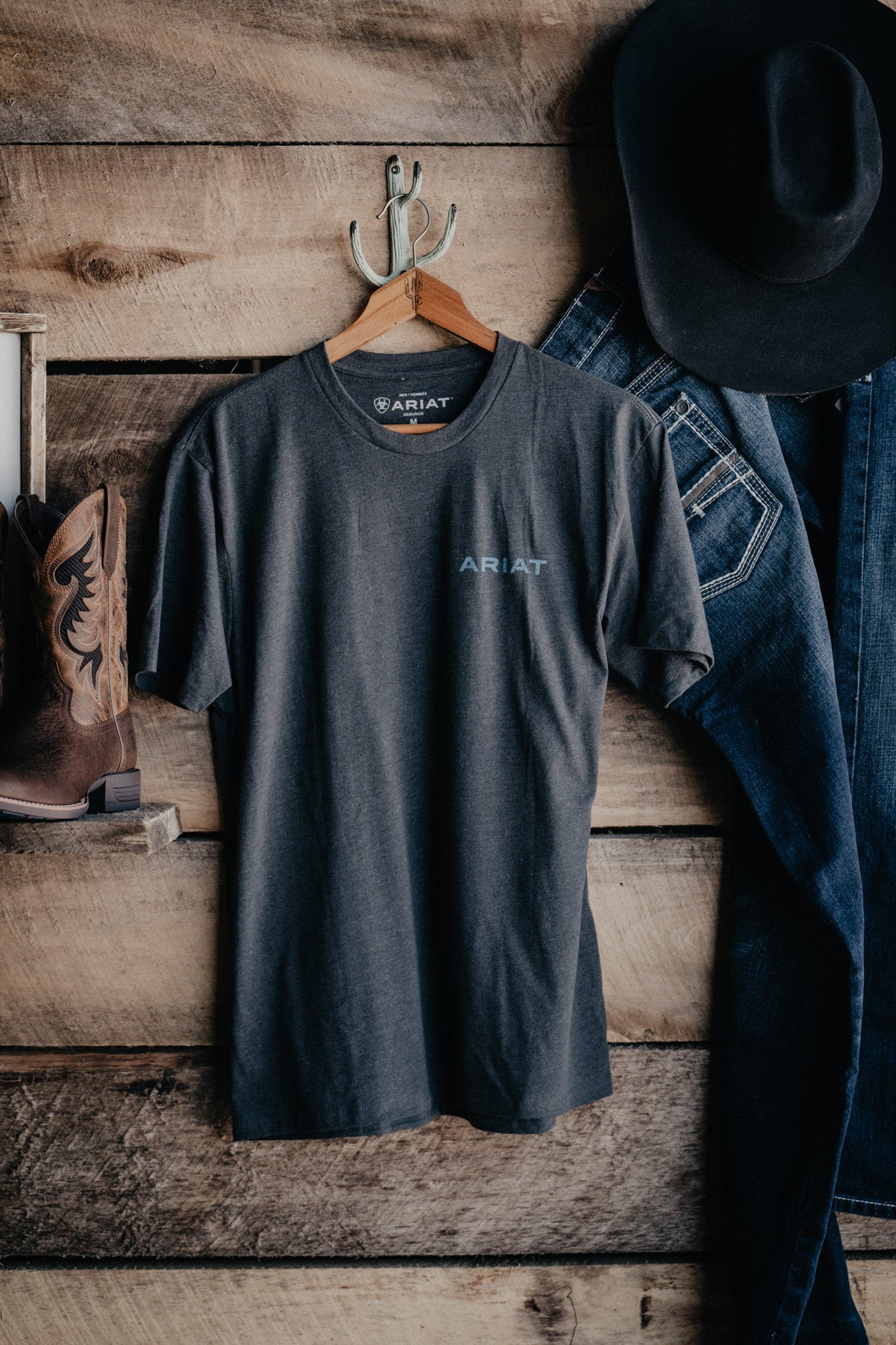 Ariat Men's 'Logoscape' Graphic T