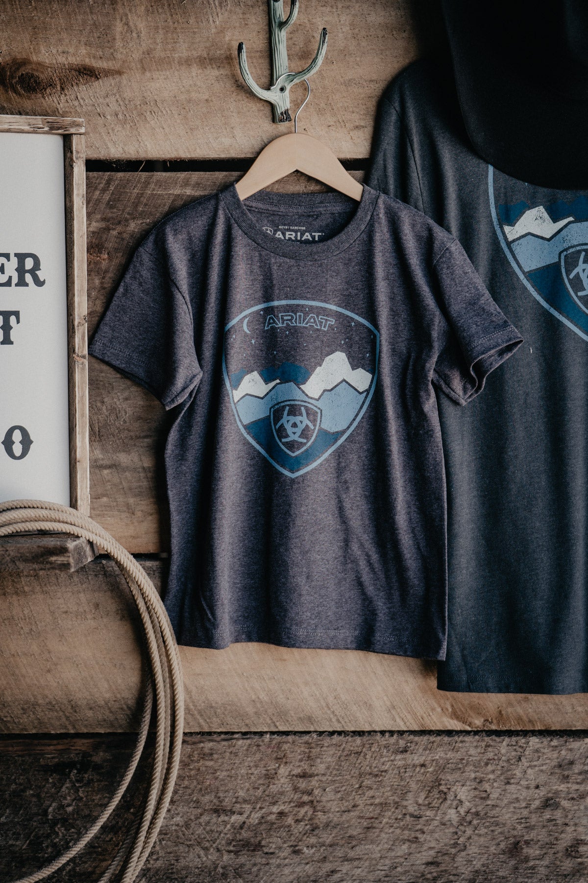 Boy's Ariat 'Logoscape' T shirt