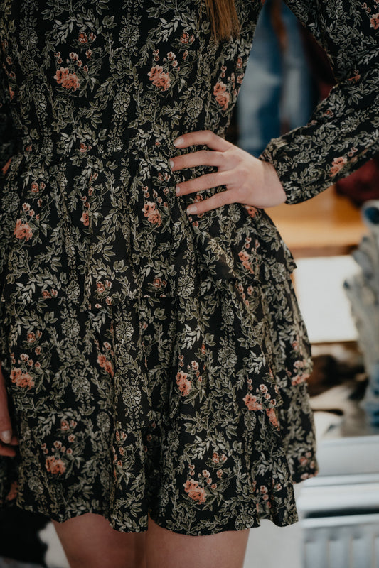 'Mary-Lou' Wrangler Floral Black Dress (S-XXL)