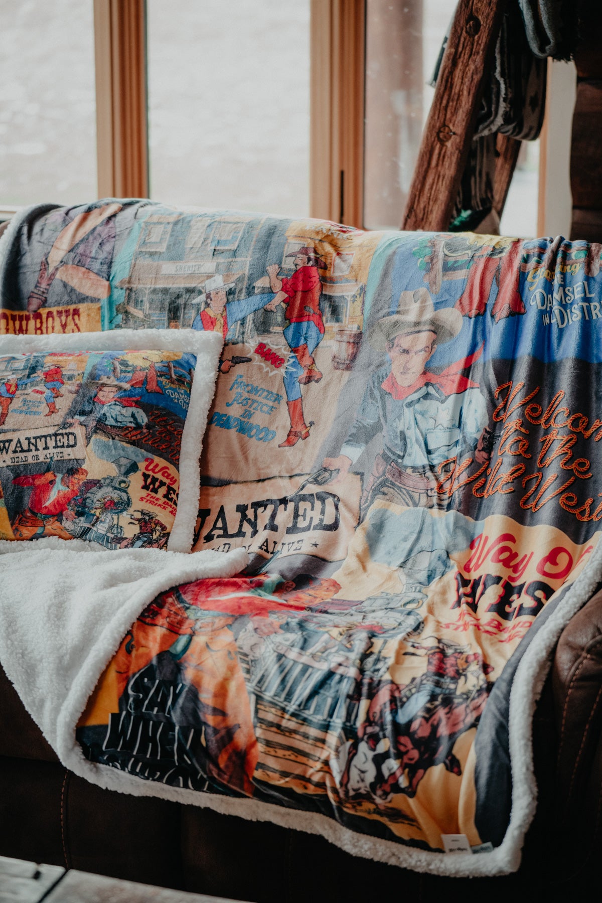 Western Printed Sherpa Throw (6 Patterns)