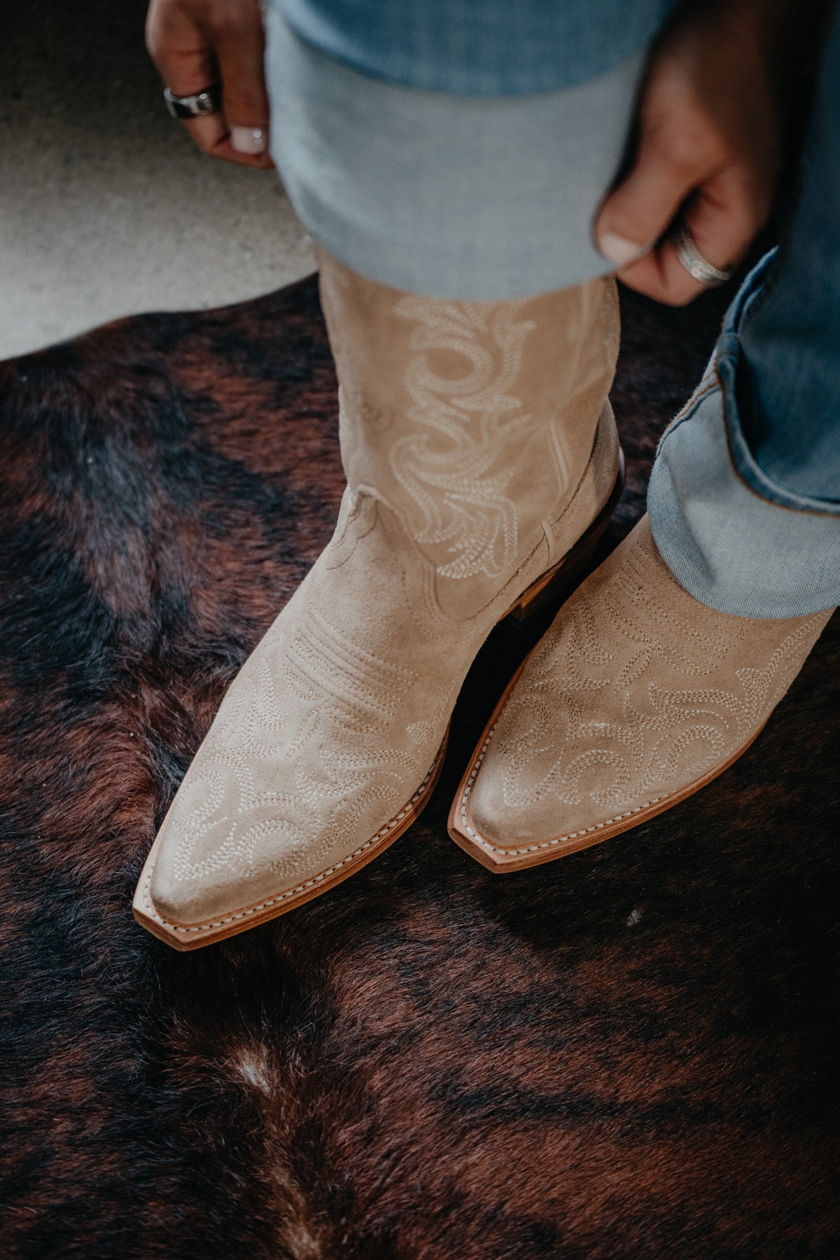 Women's Hazen Ariat Suede Boots {Truly Taupe}