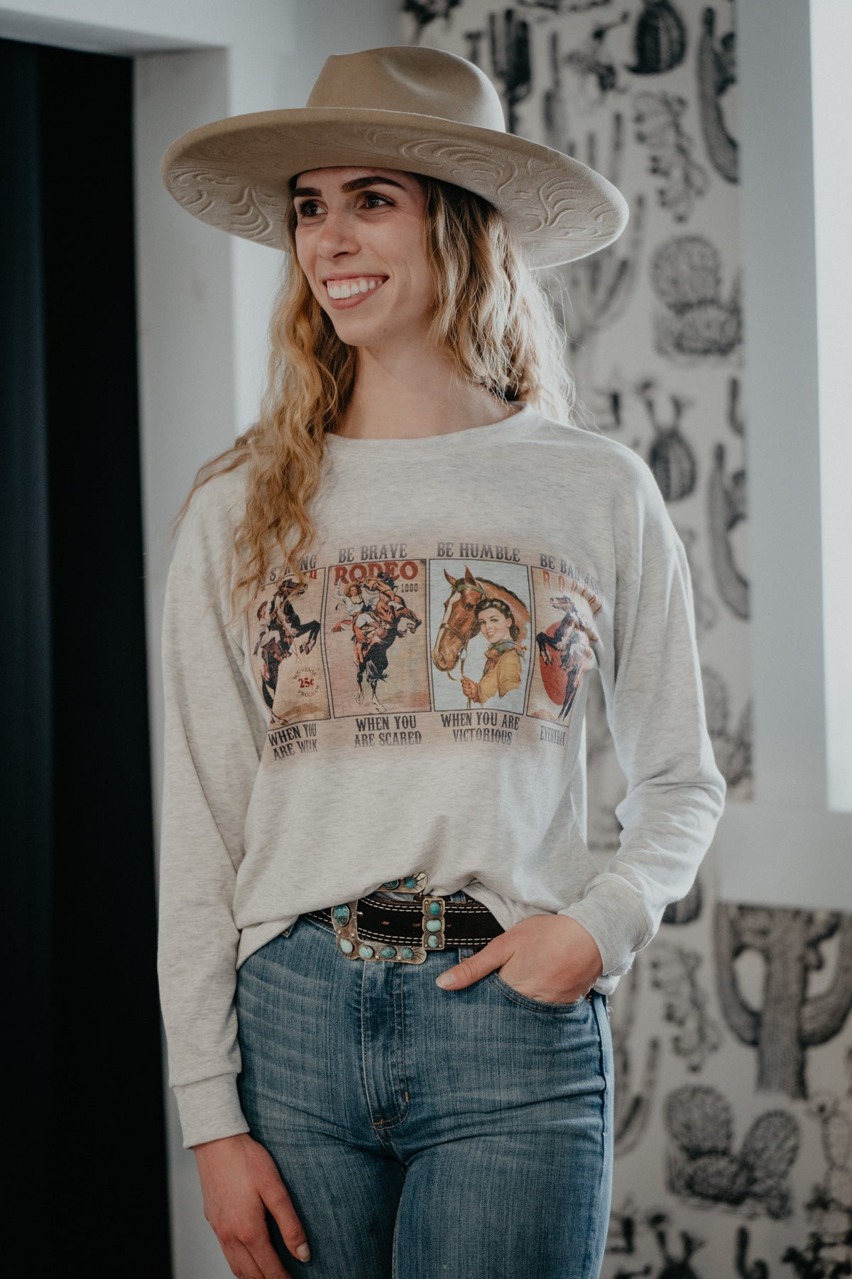 'Alice' Vintage Western Rodeo Graphic Sweatshirt (S-XL)