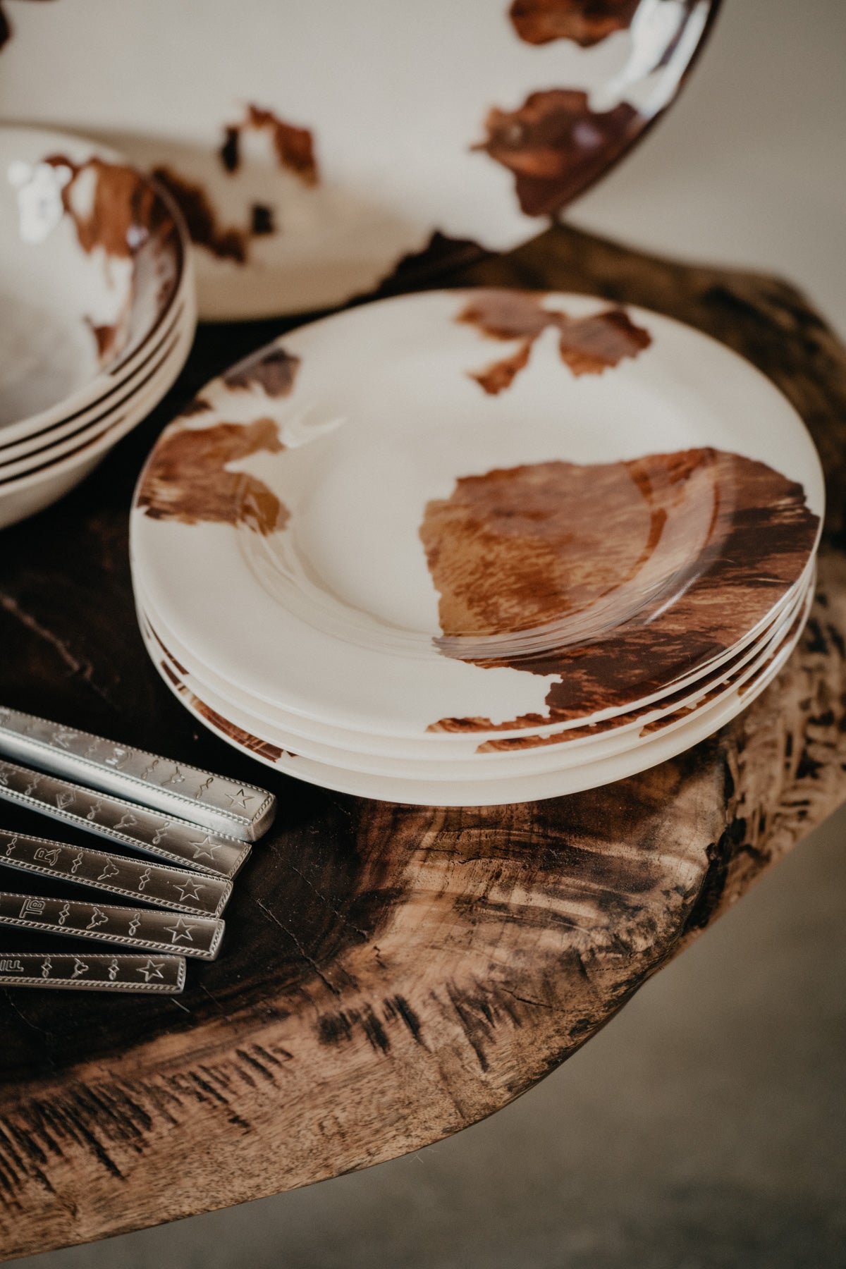 Cow shop dinner plates