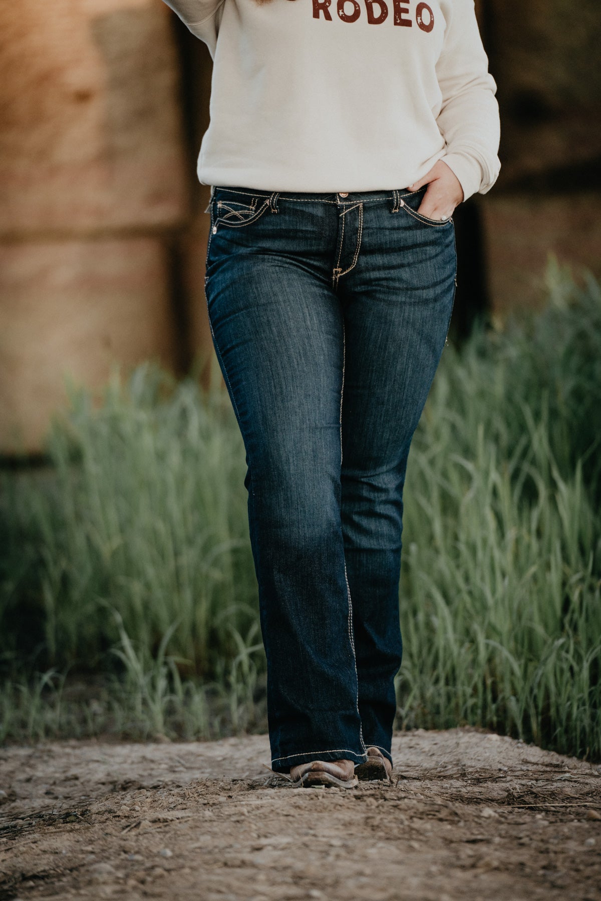'Nashville' Mid Rise Arrow Fit Bootcut Jean by Ariat