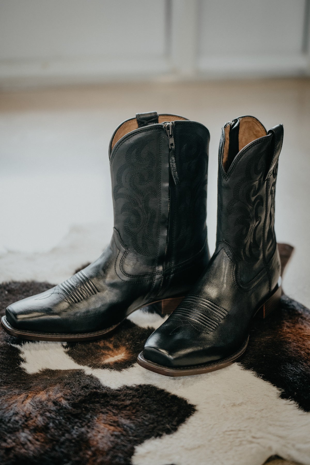 'Bodie' Black Men's Western Boot {Sizes 9-13 D & EE Widths}