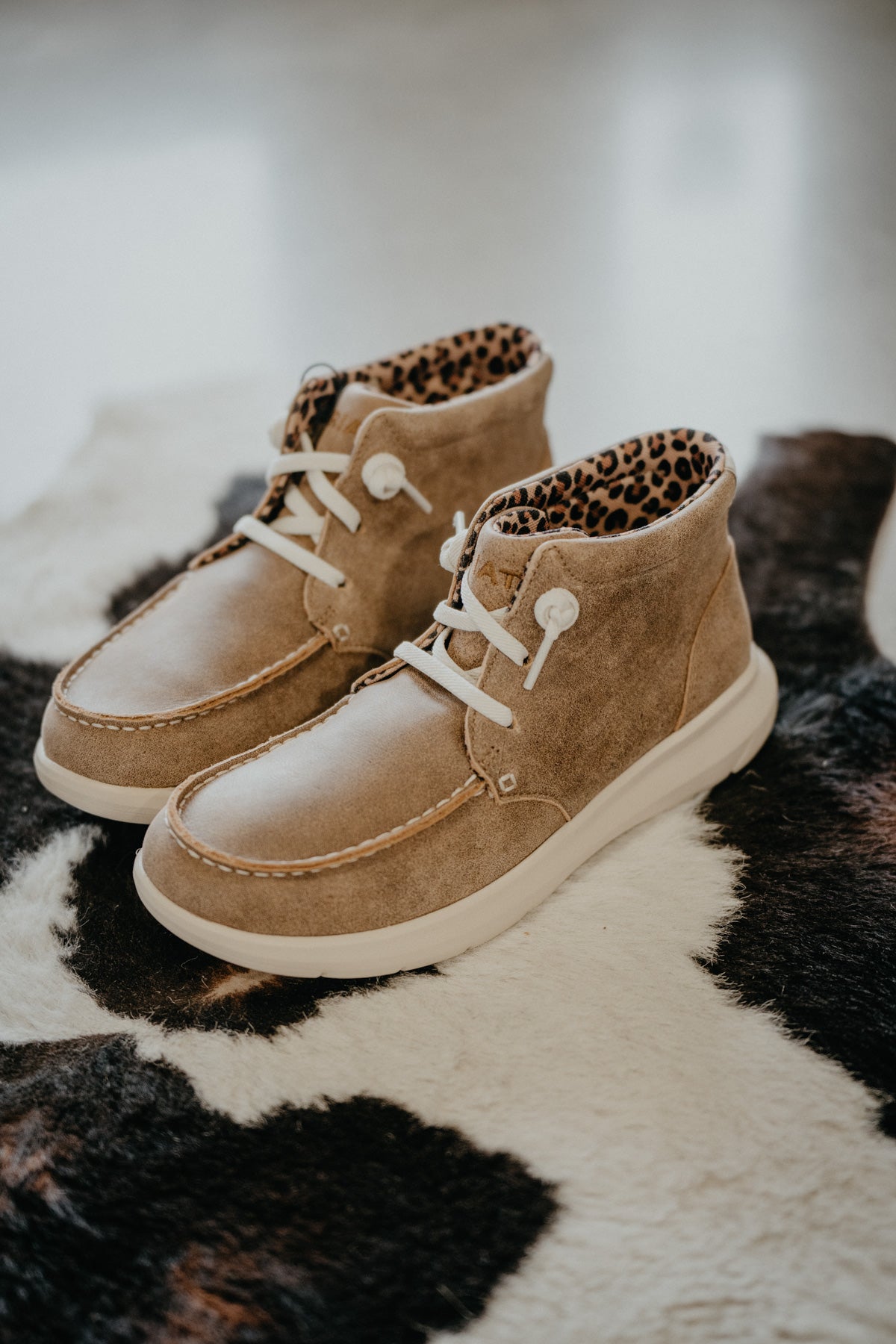 'High Top Hilo' Women's Brown Bomber (Sizes 6-11)