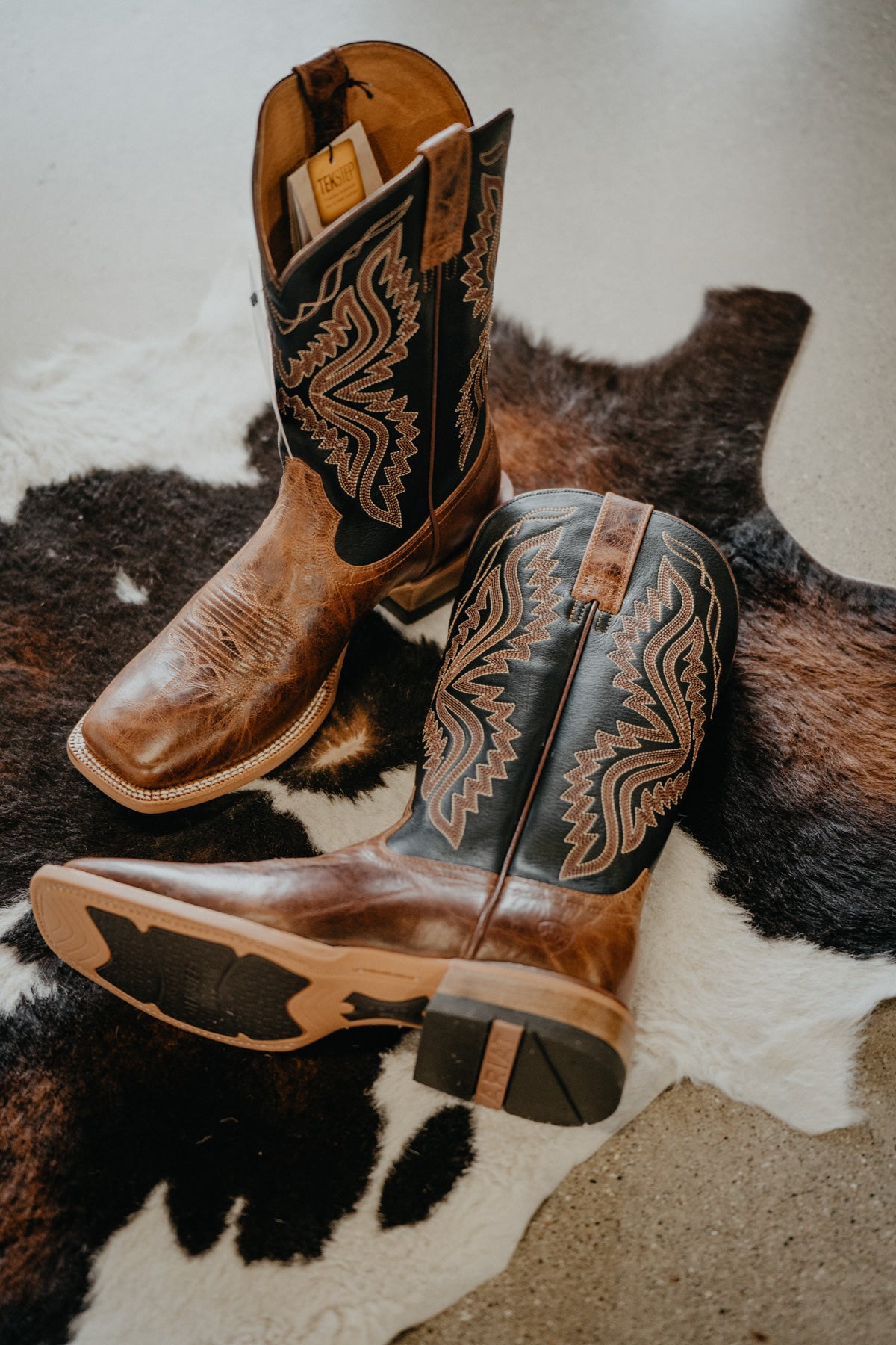 'Baxter' Men's Ariat Cowboy Boot {Sizes 9-13/ D & EE Width}