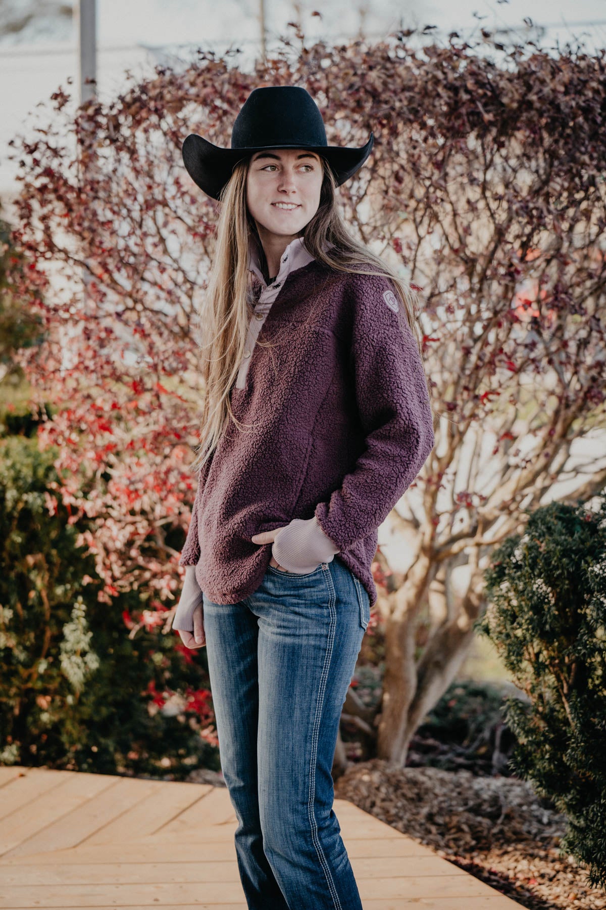 'Huckleberry' Ariat Sherpa Pullover (1  M & XL Only)