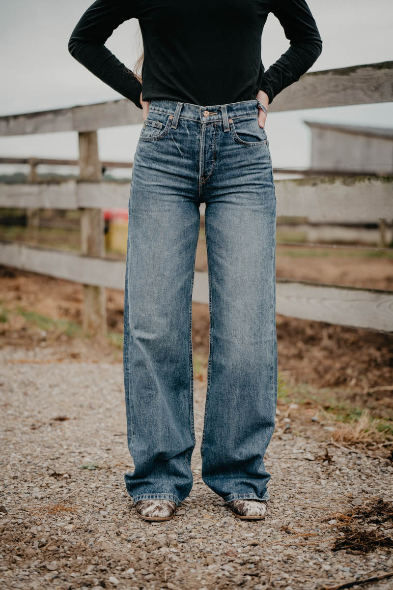 'Ryann' Ultra High Rise Wide Leg Tomboy Jean by Ariat