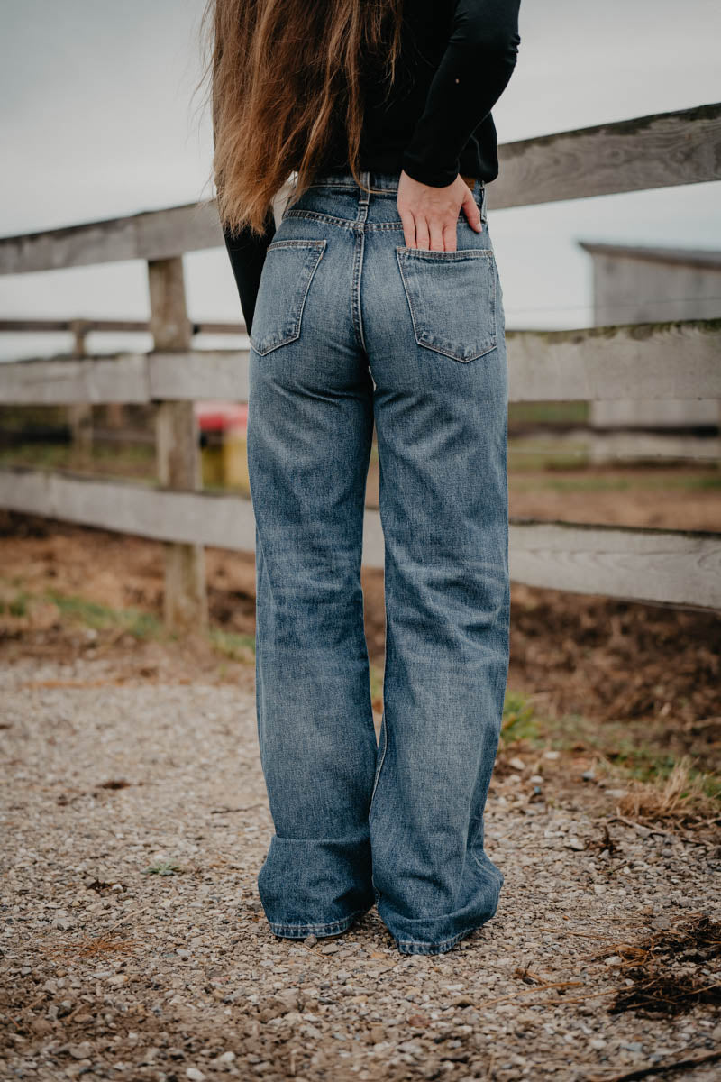 'Ryann' Ultra High Rise Wide Leg Tomboy Jean by Ariat