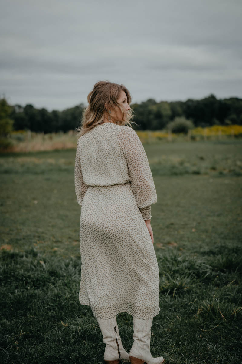 'Desert Rose' Natural Vintage Floral Printed Long Sleeve Midi Wrap Dress (One S Only)