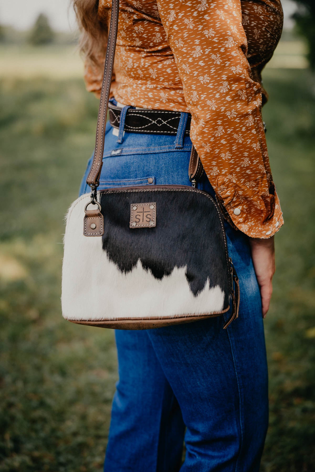 'Weezy' Cowhide Crossbody by STS Ranchwear