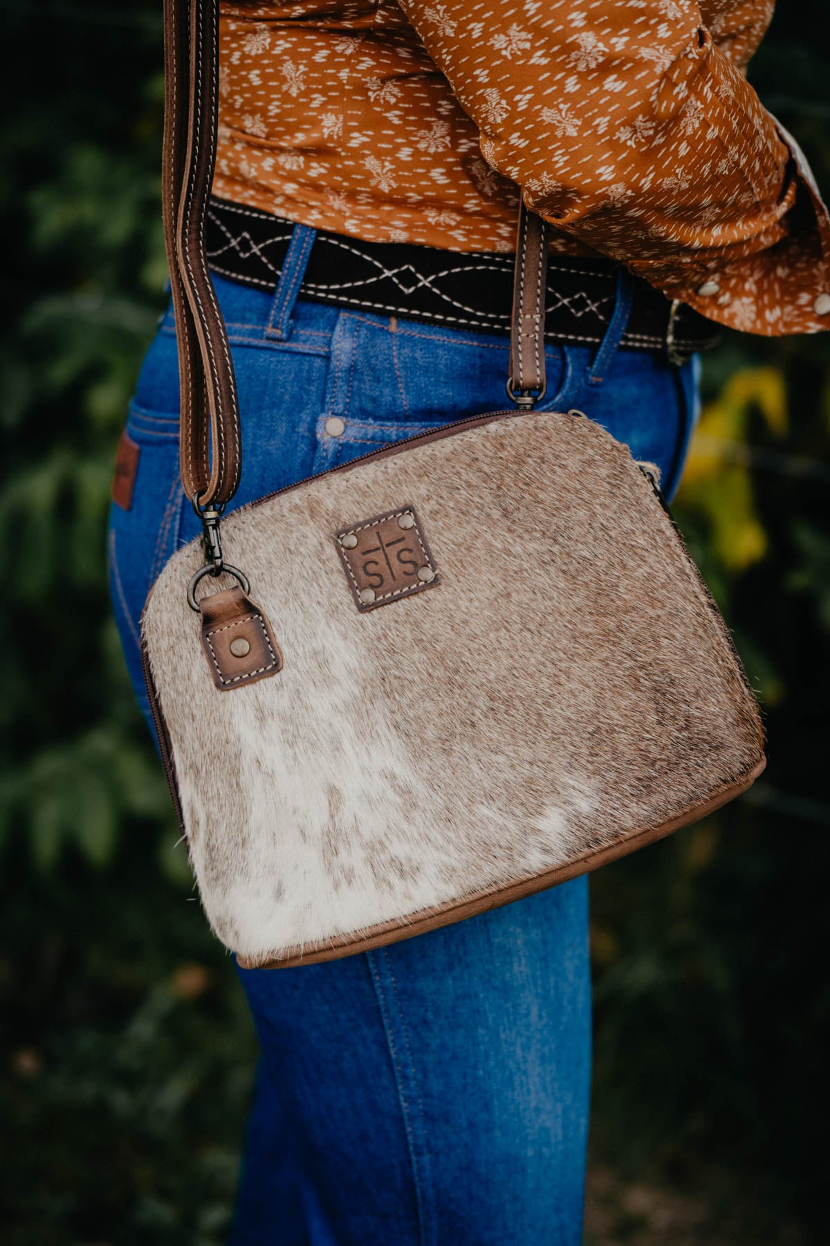 'Weezy' Cowhide Crossbody by STS Ranchwear