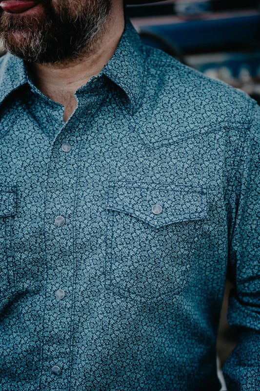 Men's Wrangler Retro Blue Floral Print Pearl Snap Shirt (S-XXL)
