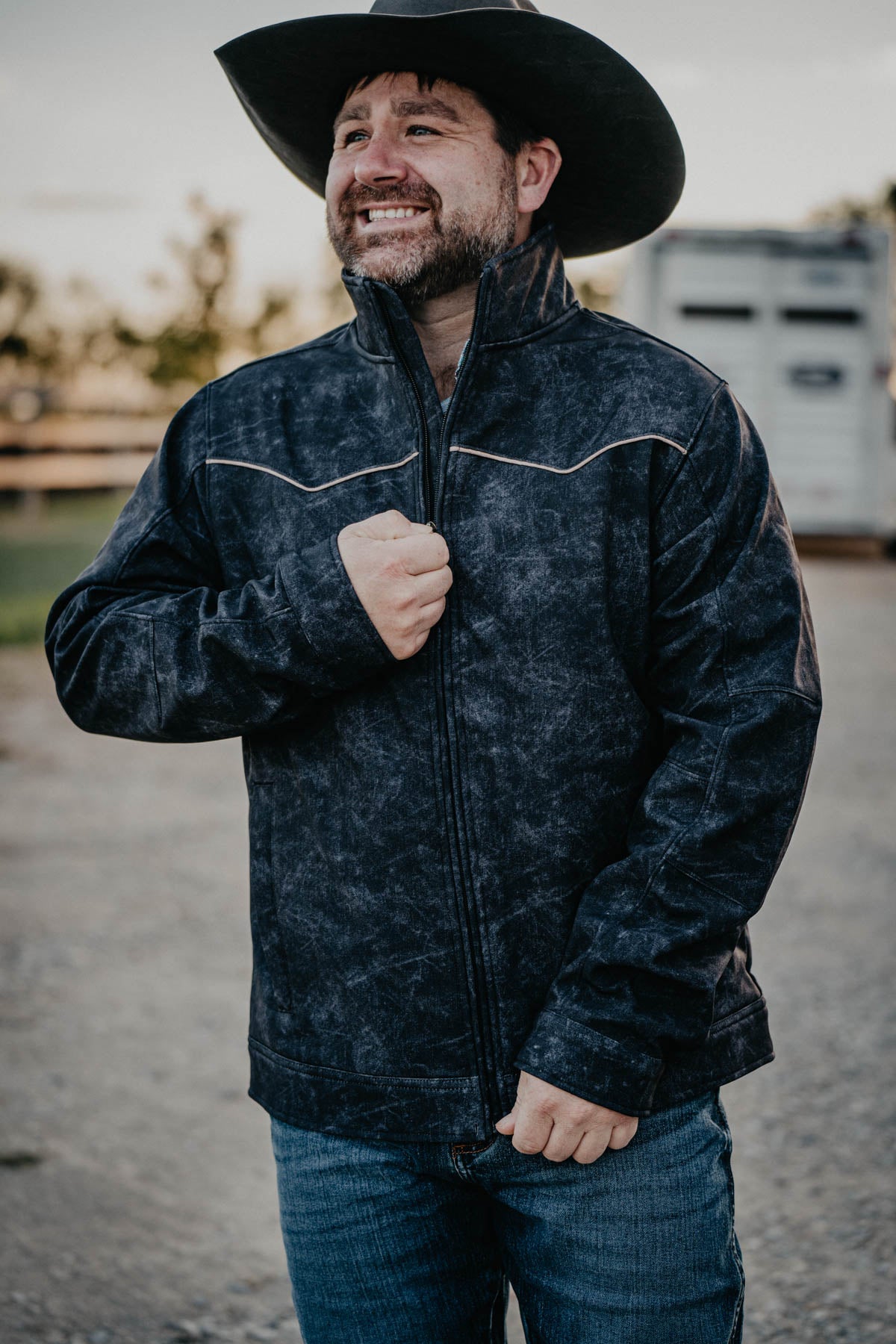 Cinch bonded clearance jacket