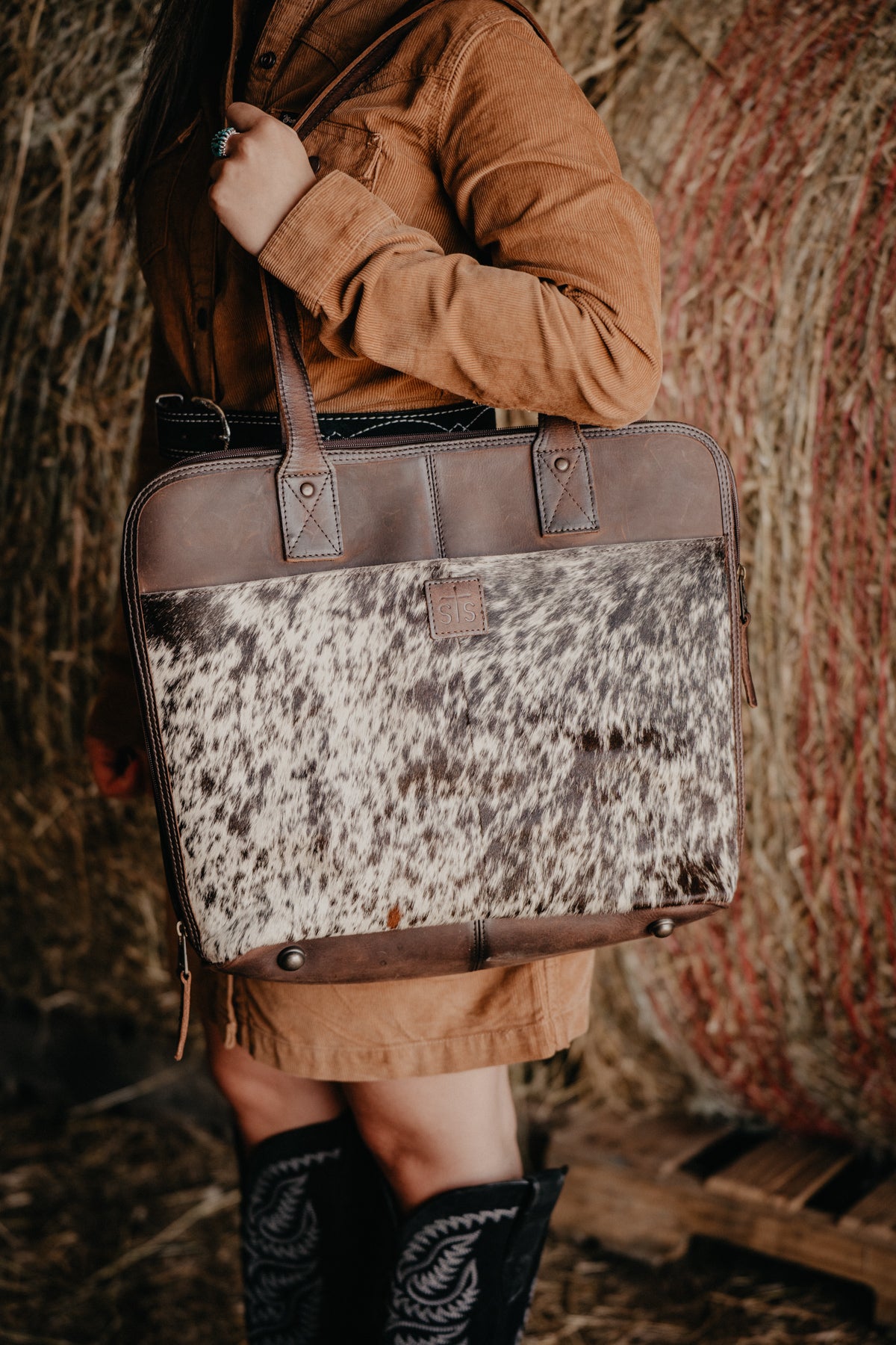 Cowhide Laptop Shopper by STS Ranchwear