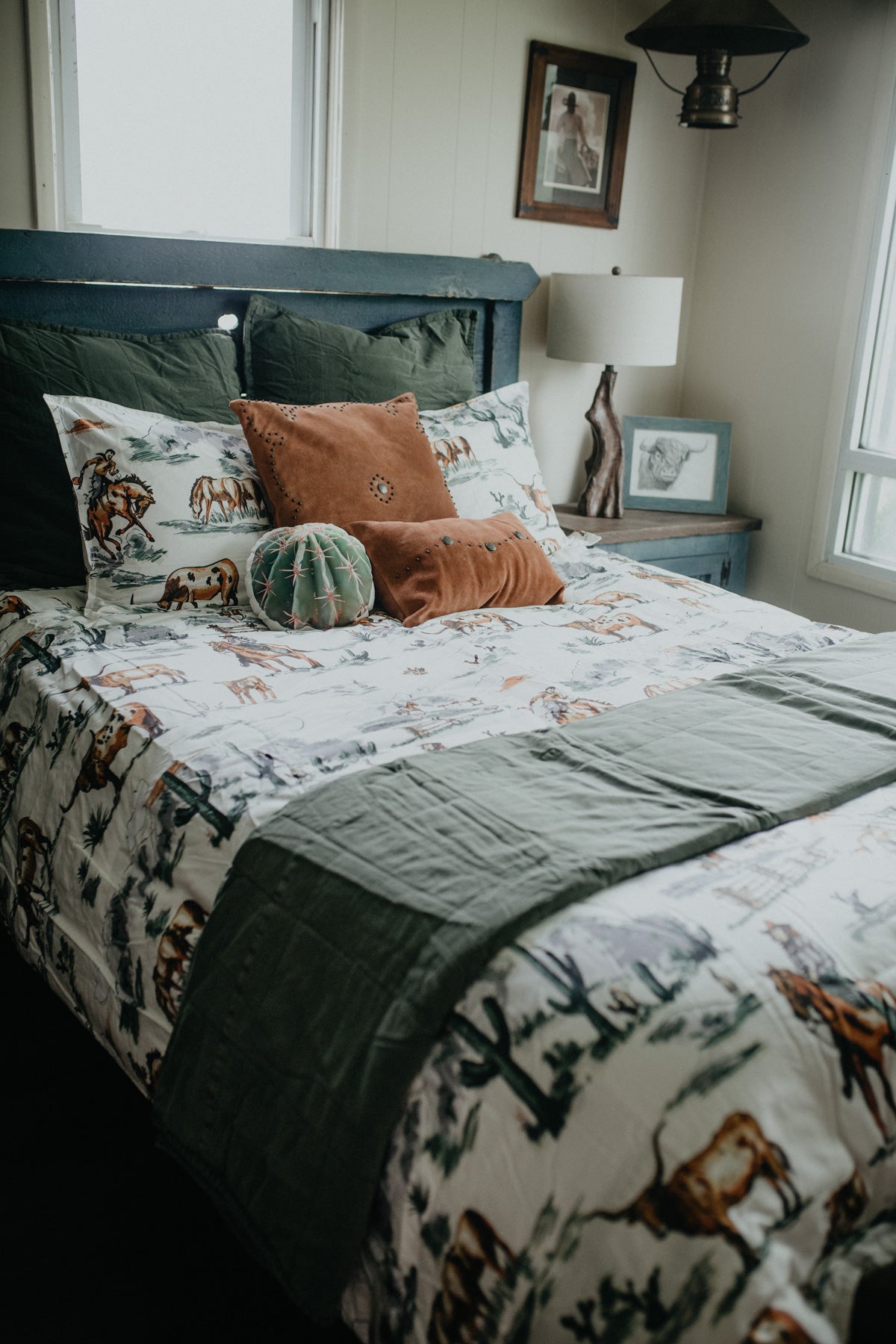 "Ranch Life in Colour" Comforter Set (Twin, Super Queen, Super King)