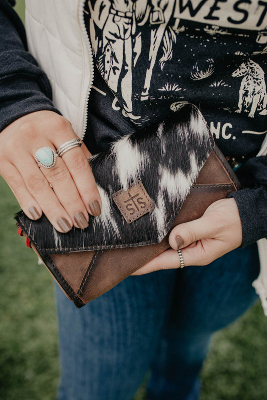 'Style' Cowhide Wallet by STS Ranchwear