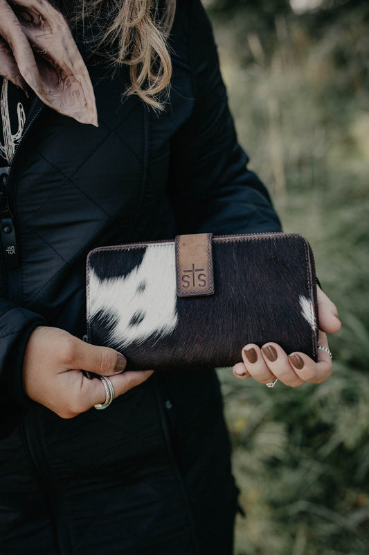 'Chelsea' Cowhide Wallet by STS Ranchwear