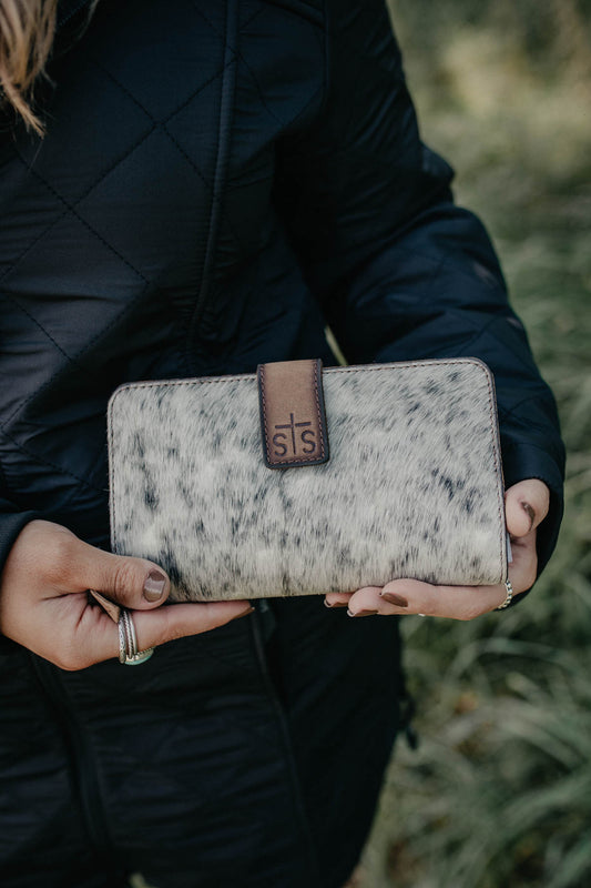 'Chelsea' Cowhide Wallet by STS Ranchwear