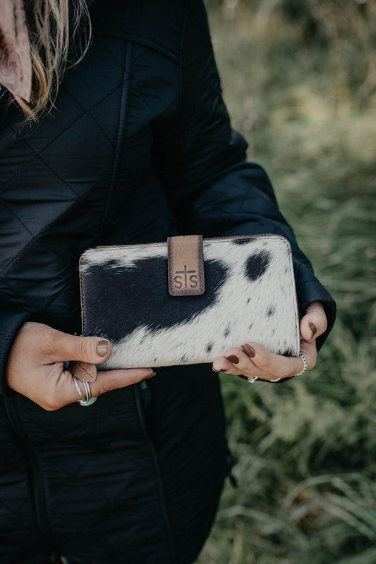 'Chelsea' Cowhide Wallet by STS Ranchwear