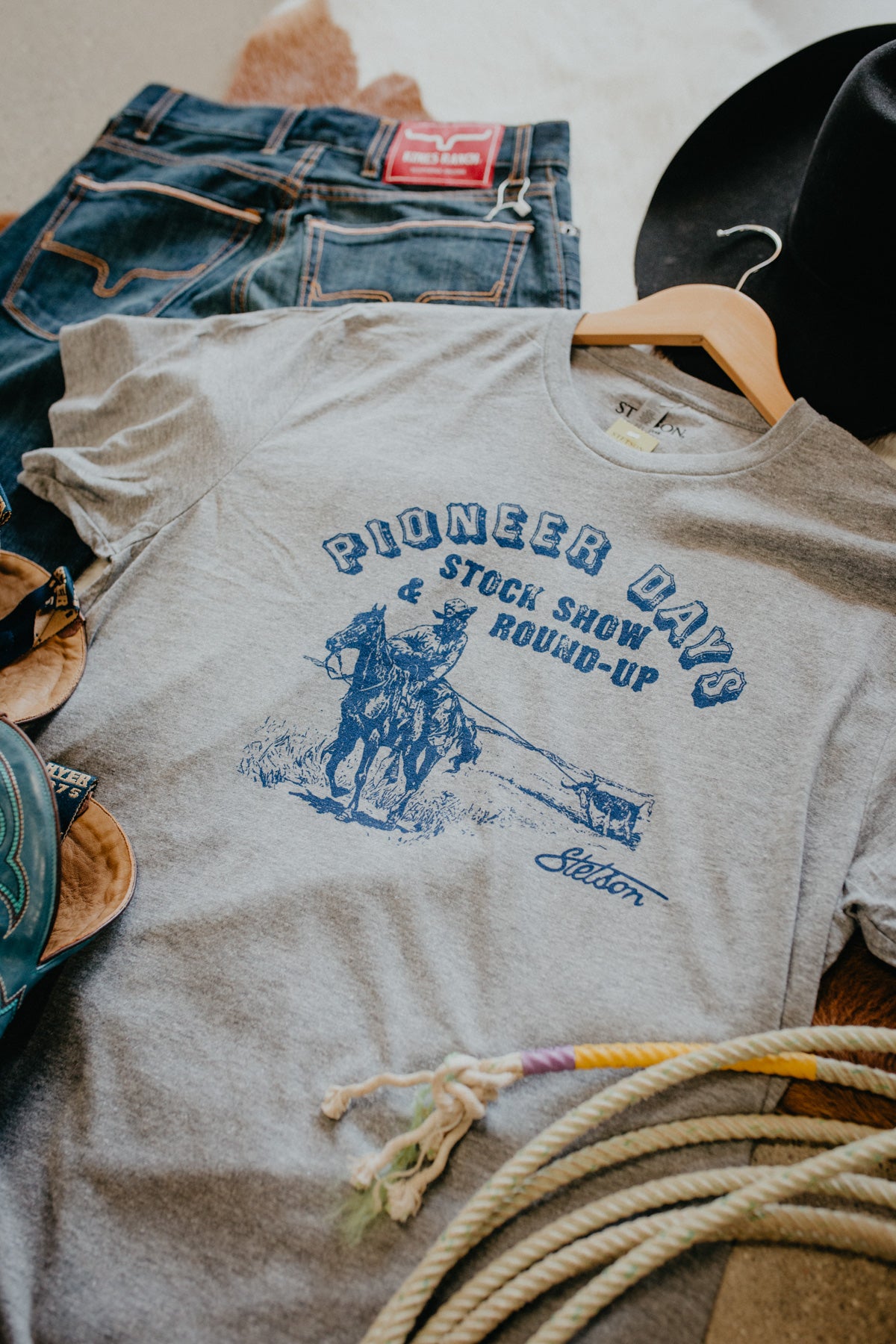 'Pioneer Days Round Up' Stetson Unisex T-Shirt (S - 2XL)