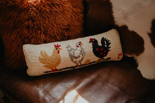 '3 Hens' 8" X 24" Rug Hooked Lumbar Accent Pillow