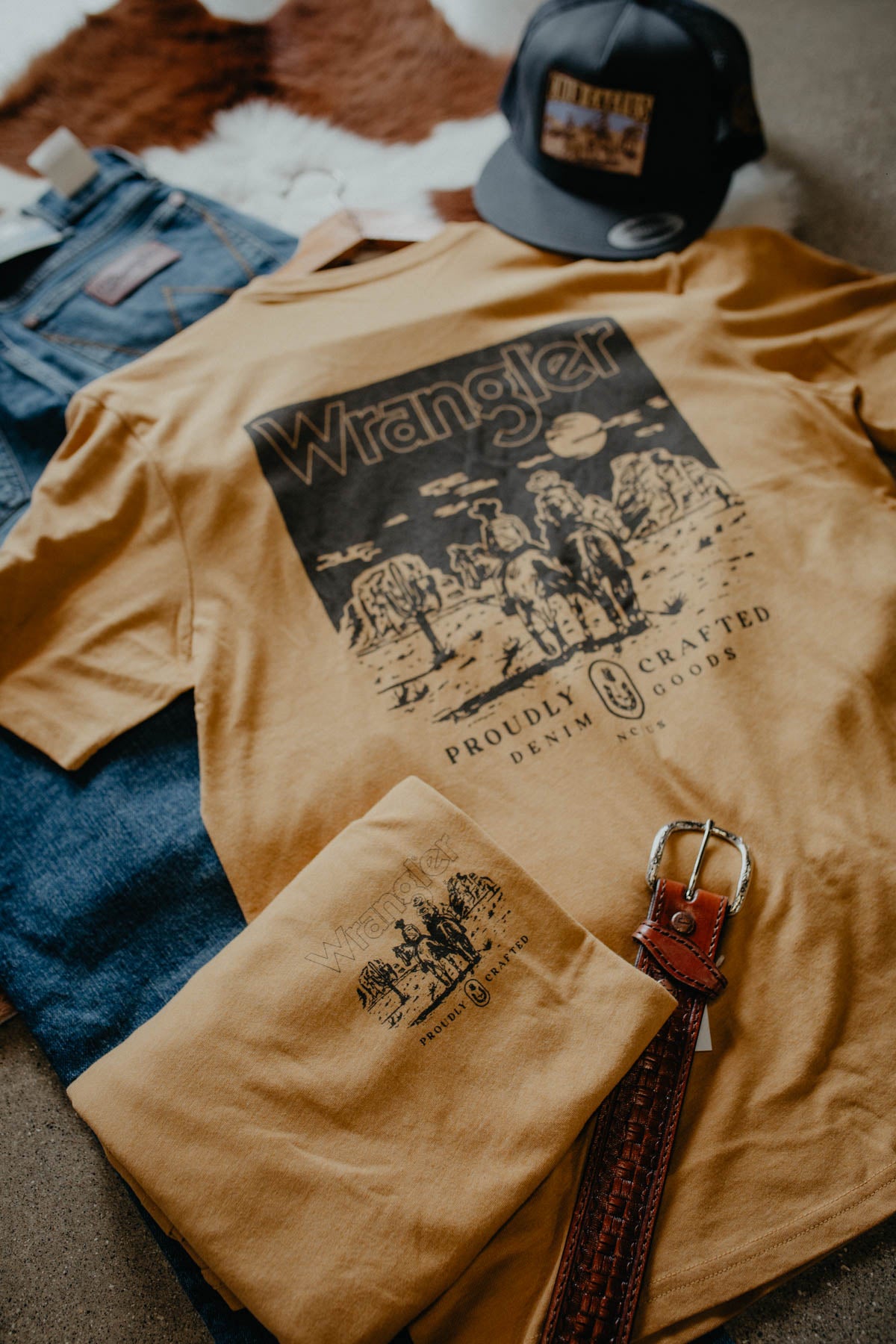 Mens Wrangler ‘Proudly Crafted’ Muted Yellow T-shirt (S-XXL)