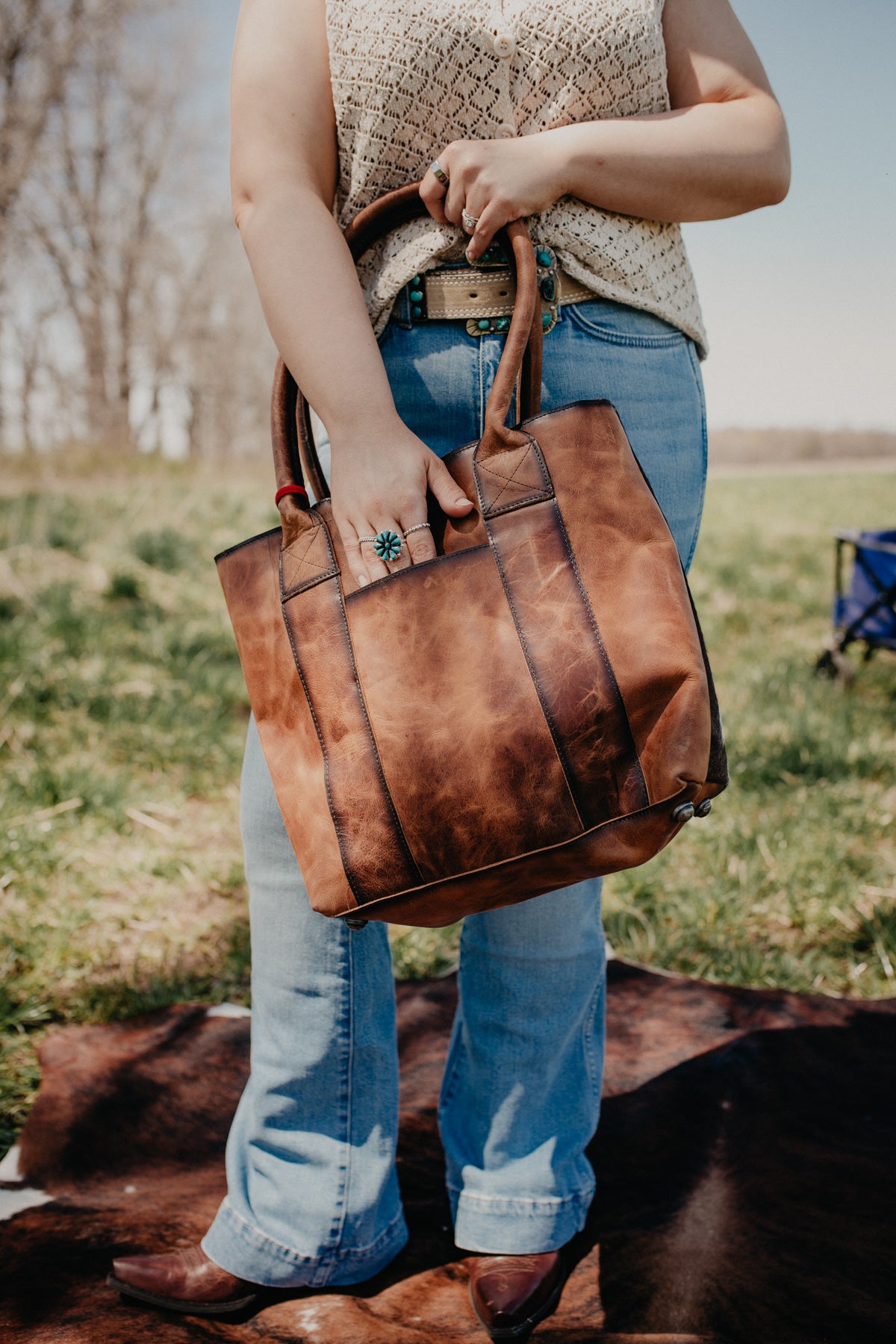 Vaquero Concho Tote Cowhide STS33846