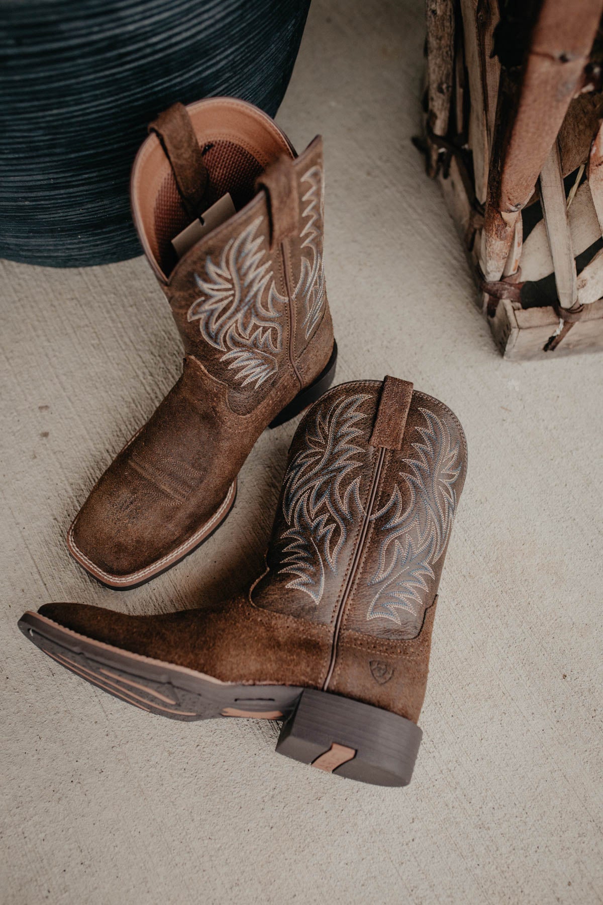 13 wide cowboy boots hotsell