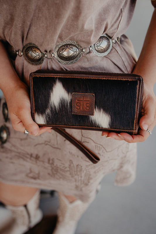 Vaquero Concho Cowhide Bifold Wallet STS64308