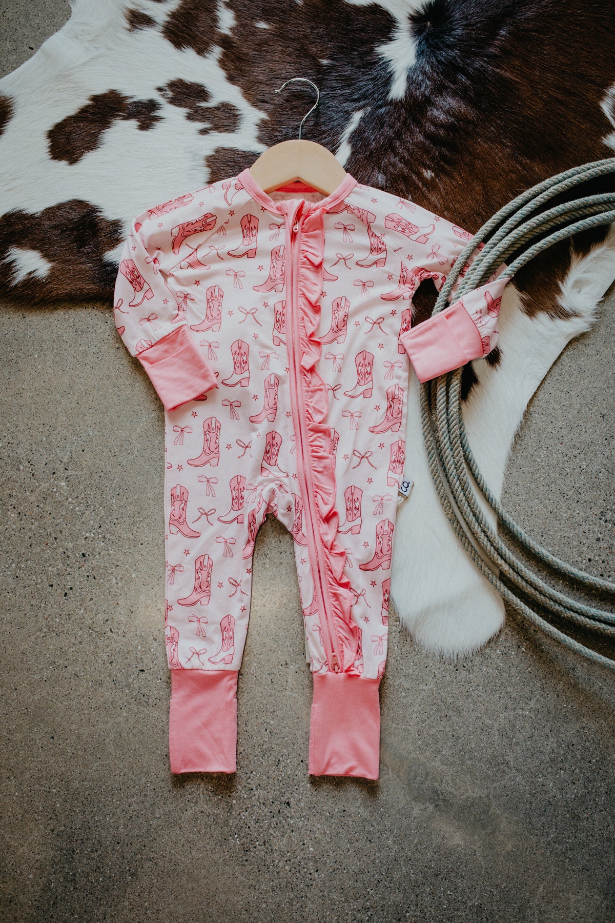 'Cowgirl Boots & Bows' Long Sleeve Zip PJ (Sizes 0-3M to 18-24M)
