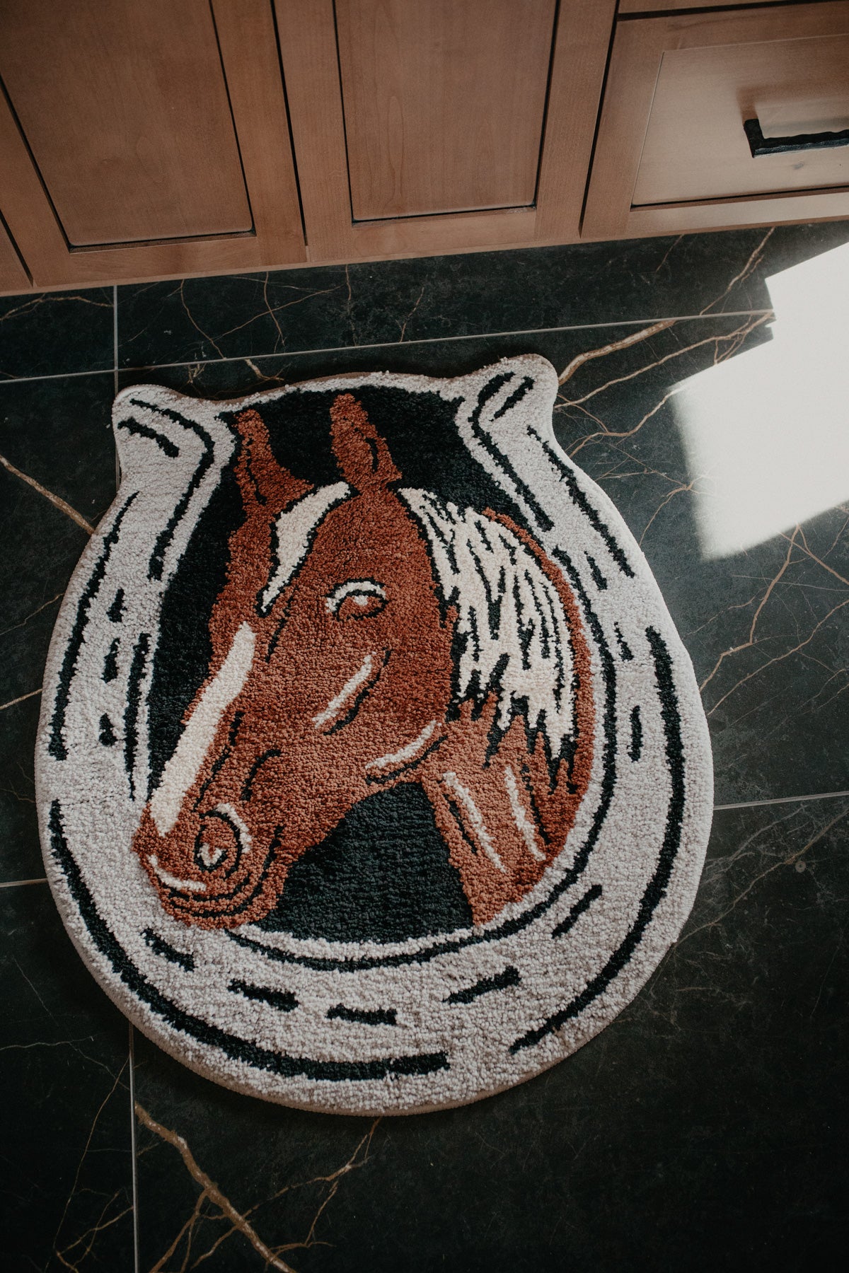 'Lucky Horse Head' Hooked Rug