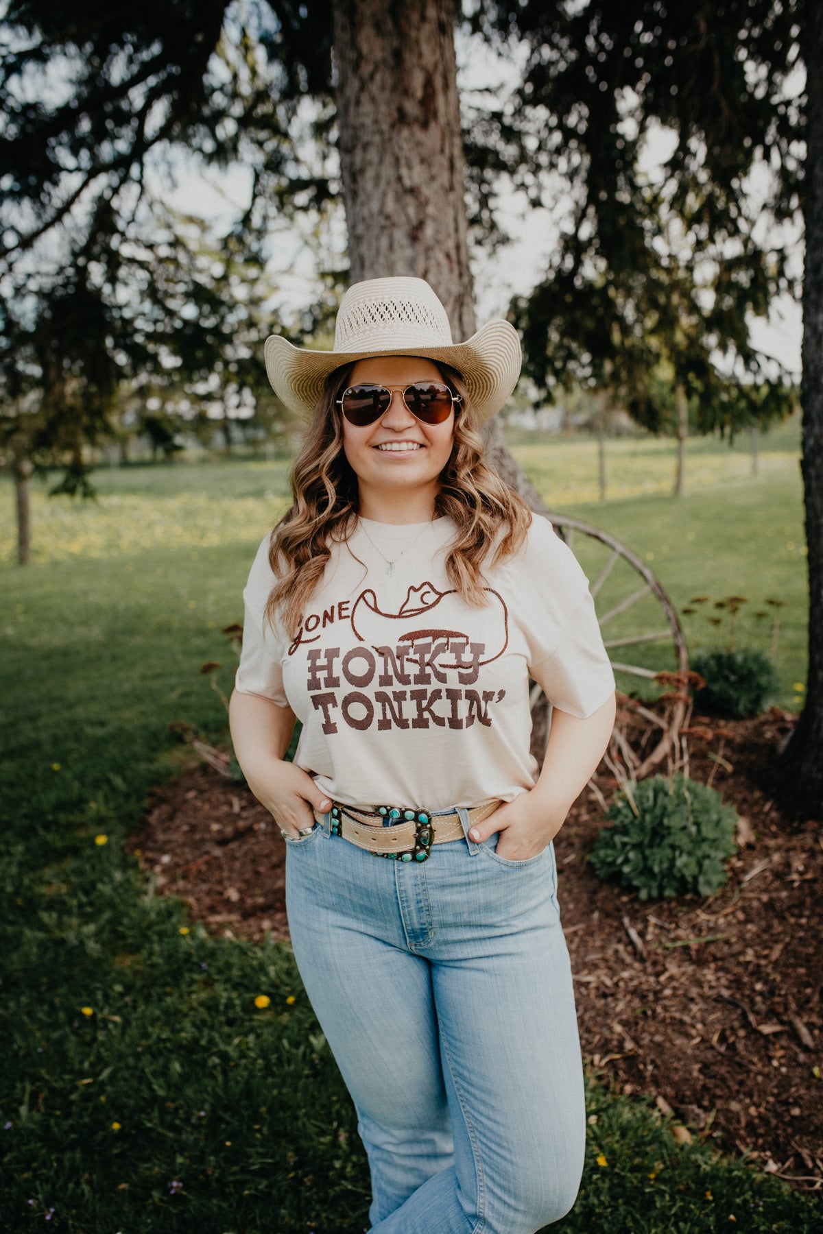 'Honkey Tonkin' Graphic T (S - XL)
