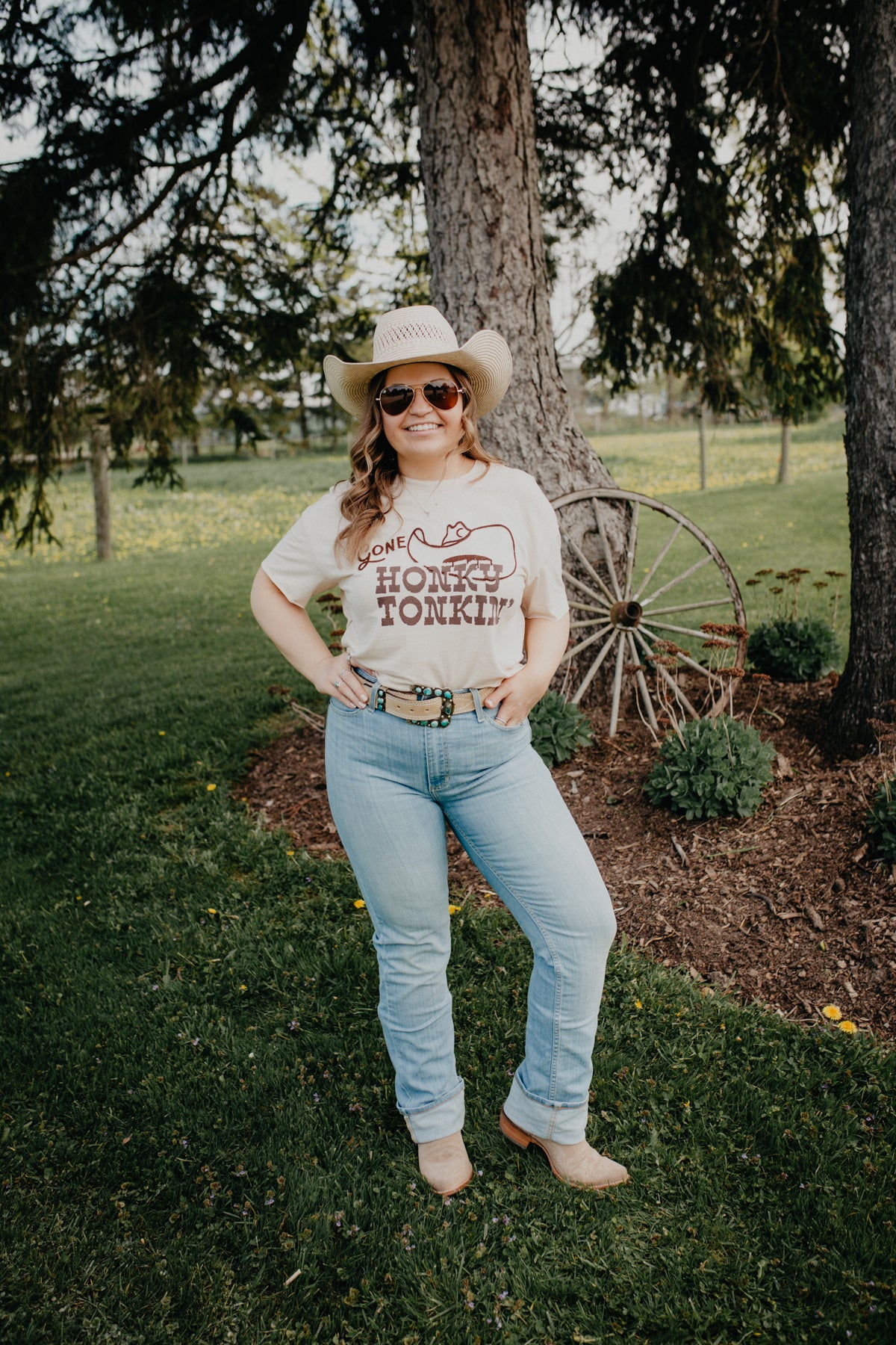 'Honkey Tonkin' Graphic T (S - XL)