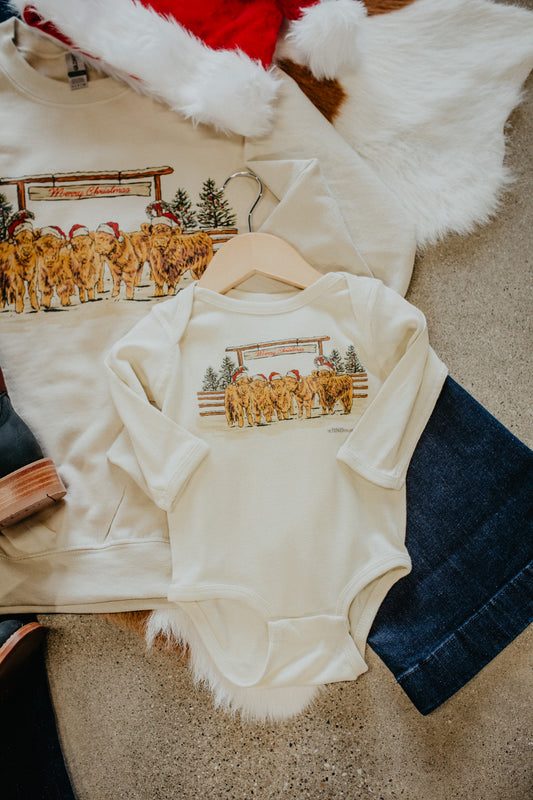 "Merry Christmas Highlands" Cream Onesie (Newborn to 18 Months)