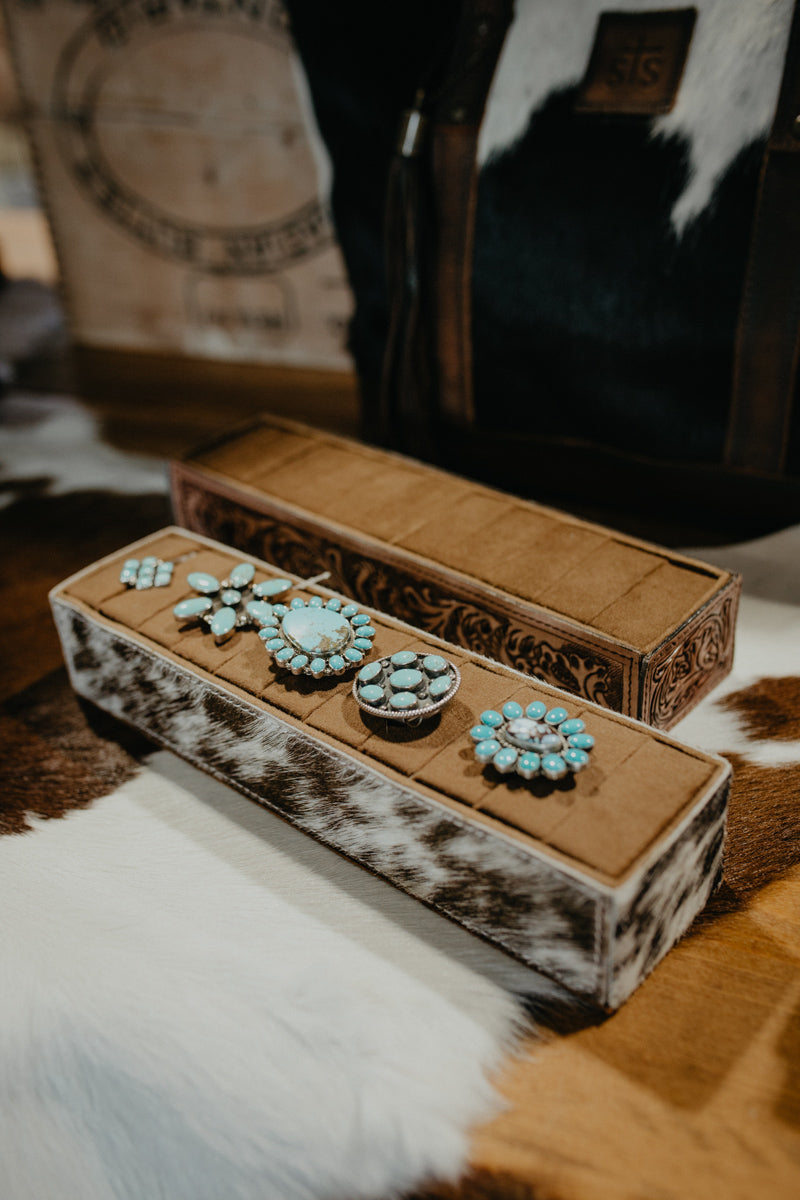 Cowhide Wrapped Ring Display