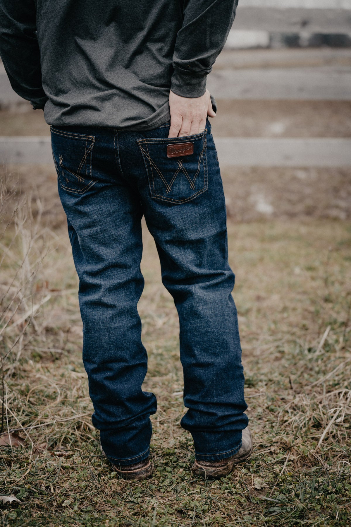 Men's Retro Wrangler Slim Bootcut Jeans (New Dark Wash)