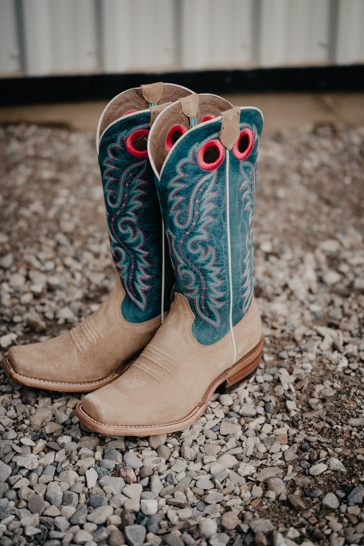 Futurity Boon Western Boot by Ariat (Buckskin Roughout & Teal)