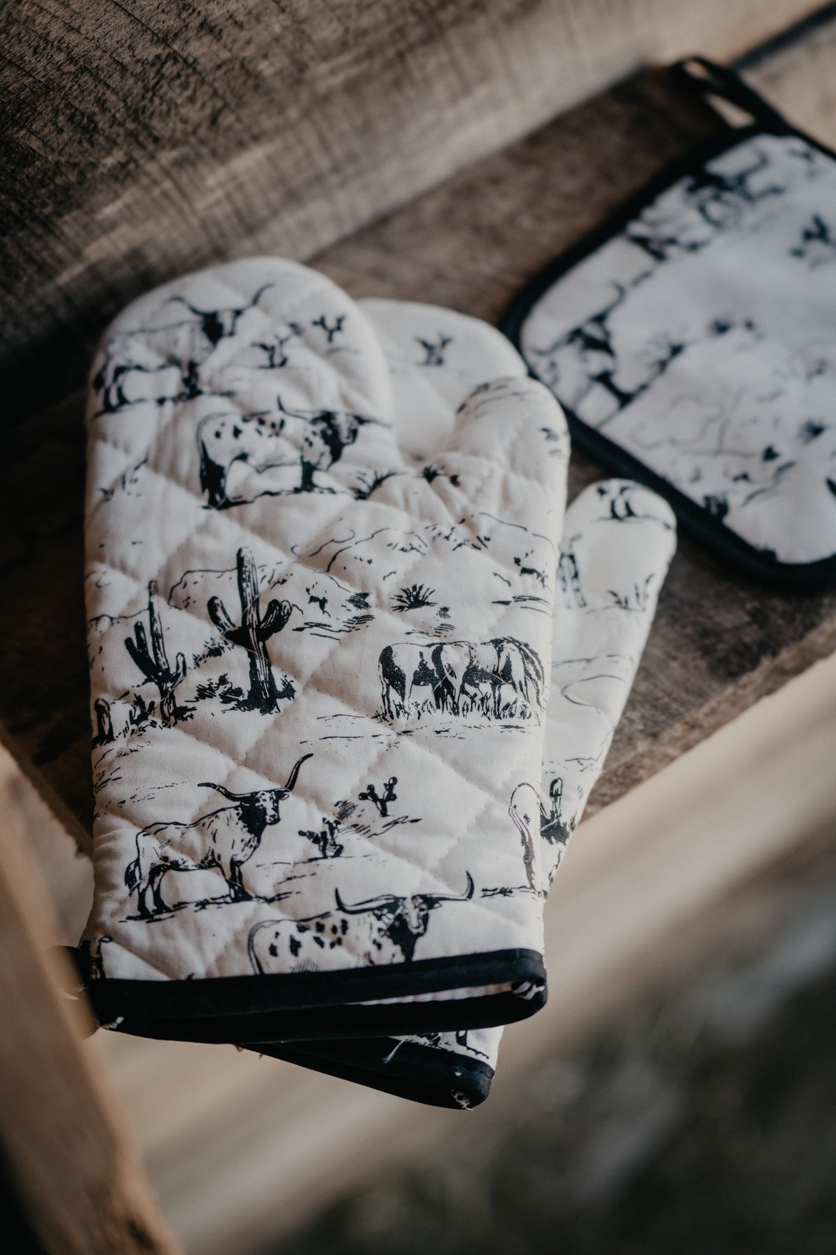 'Ranch Life' Oven Mitt (Sold as Singles)