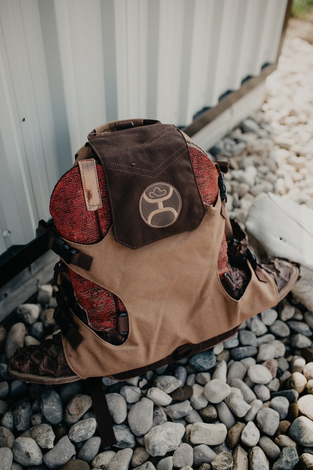 'Mule' Hooey Boot & Hat Carrying Backpack - Tan/Brown