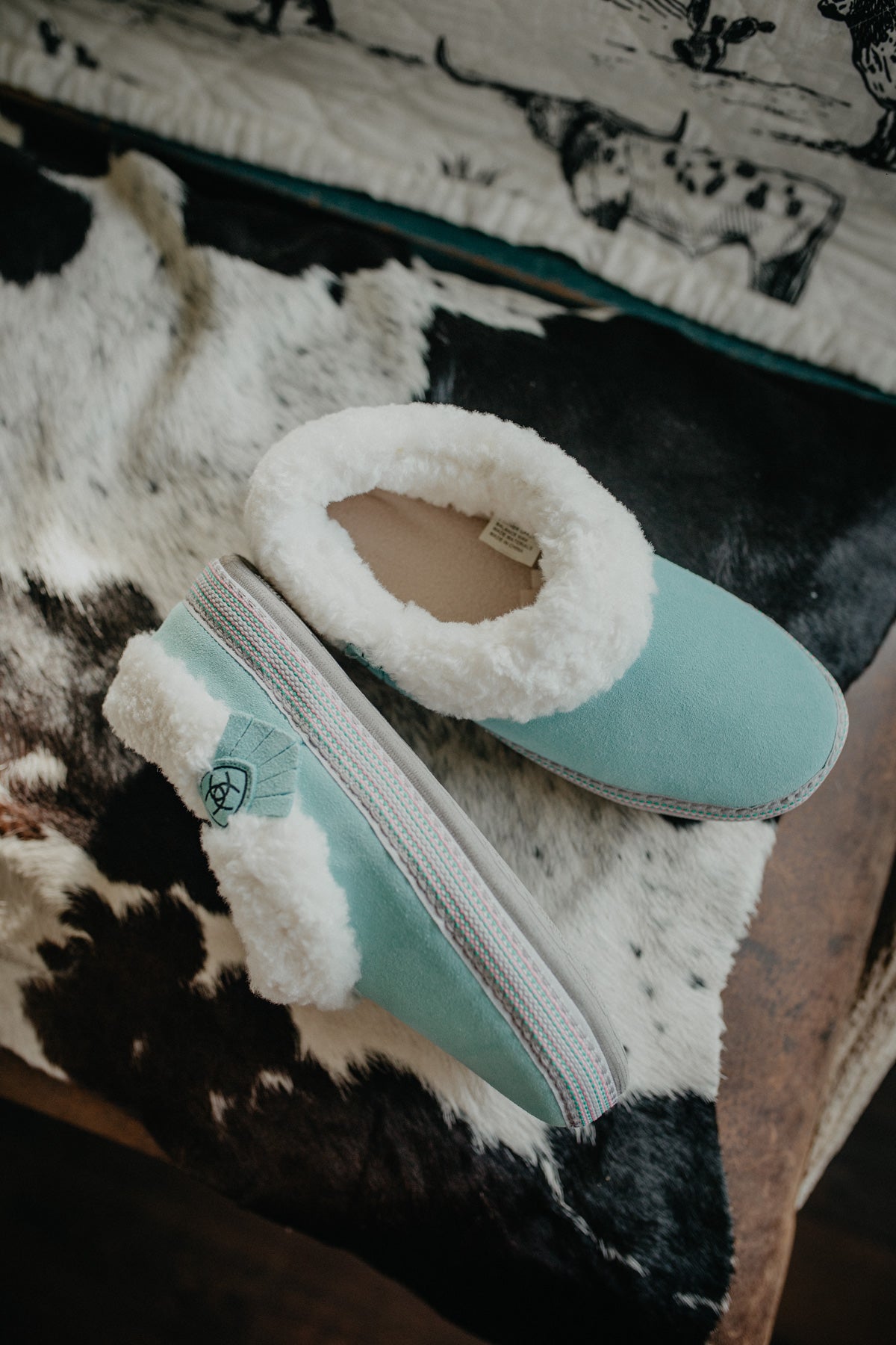 Women's Ariat 'Melody' Slippers (Turquoise)