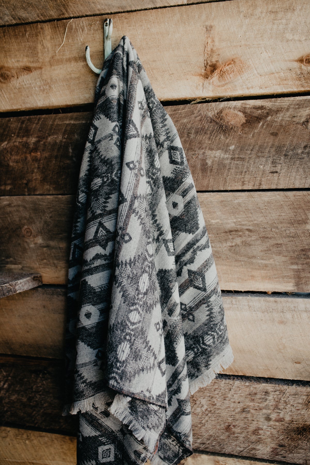 'Tofino' Canadian Made Aztec Blankets (Drift)