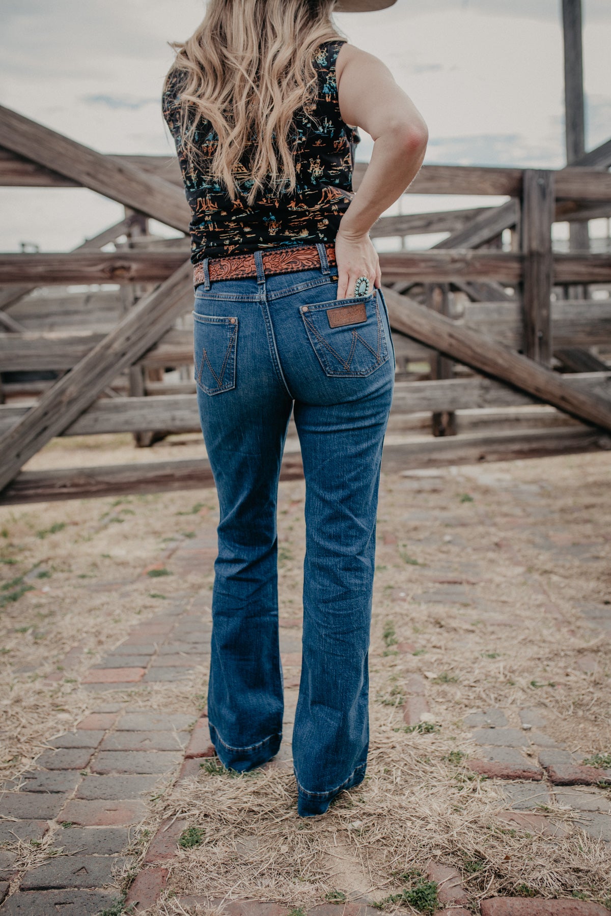 'Elizabeth' Retro High Rise Trouser Jean by Wrangler